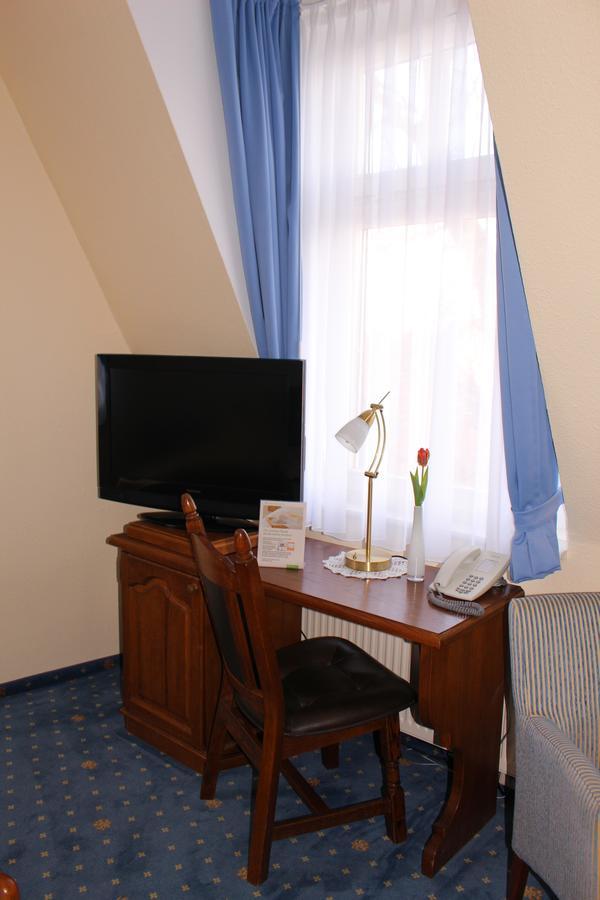 Bed & Breakfast Hotel Muellerhof Caputh Exterior photo