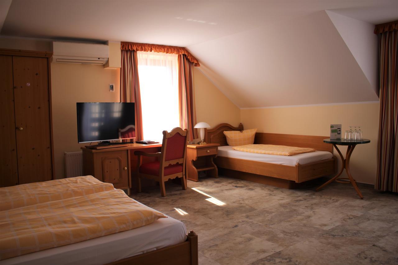 Bed & Breakfast Hotel Muellerhof Caputh Exterior photo